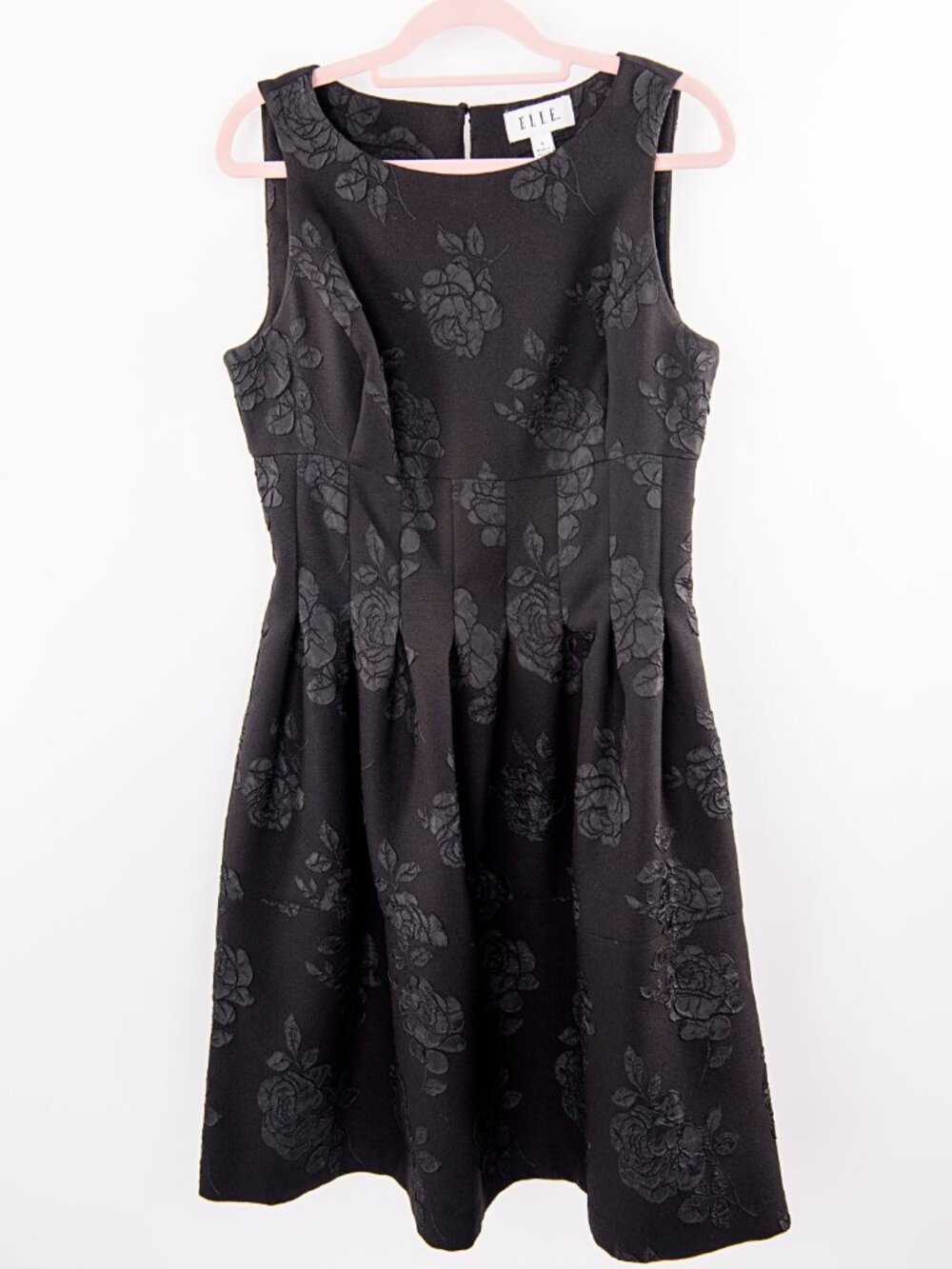 ELLE Black Floral Jacquared Fit Flare Dress Sleeveless Elegant Sz 8